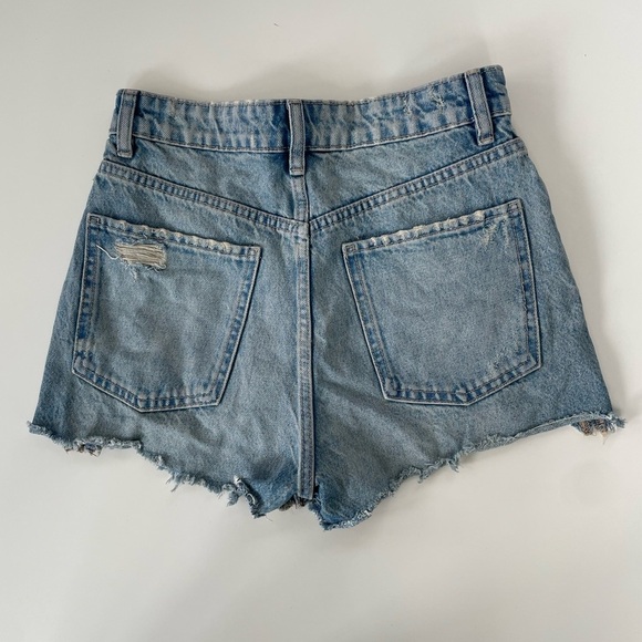 ZARA Women's Distressed Destroyed Button Fly High Rise Denim Shorts Size 4 - Picture 2 of 6